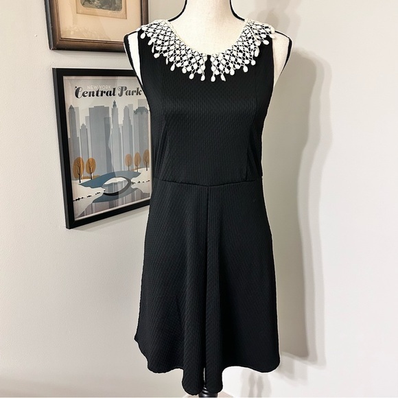 Free People Black and White Lace Embellished Mini Dress SZ M - Picture 1 of 6